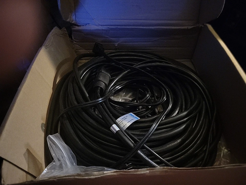 I Player 3 Philips and 4 ft light  - Image 4 of 4