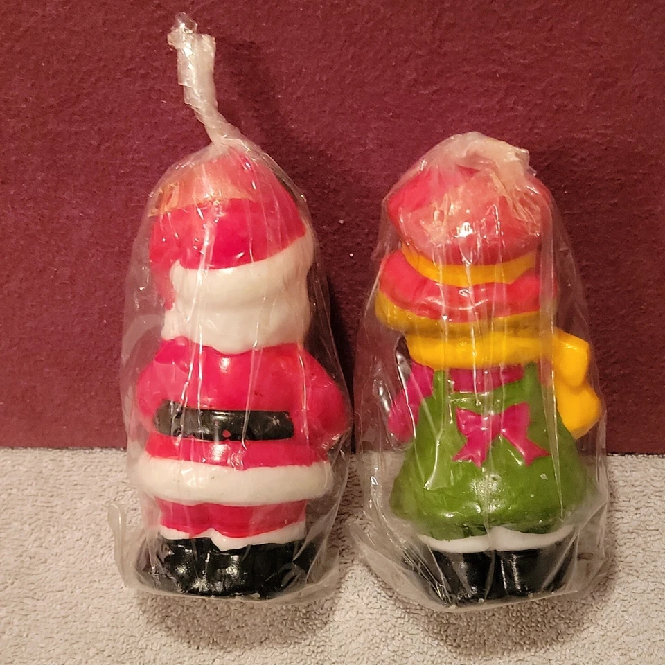 2 Vintage LTD Commodities Christmas Candles Caroler and Santa NOS 5" Tall - Image 2 of 4