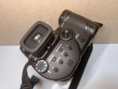 Sony Cyber-shot DSC-R1 10.3MP Digital Camera - Black for Sony Cyber-shot DSC-R1 10.3MP Digital Camera - Black for