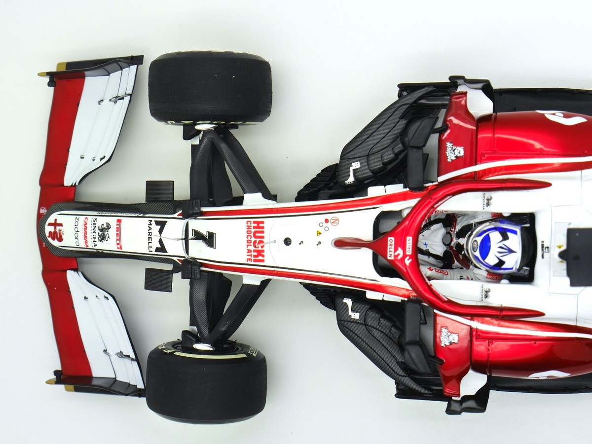 Alfa Romeo Ferrari C41 7 F1 Grand Prix d'Abu Dhabi 2021 Kimi Raikkonen Last F1 Race Minichamps 117212307 - Miniatures Autos Motos