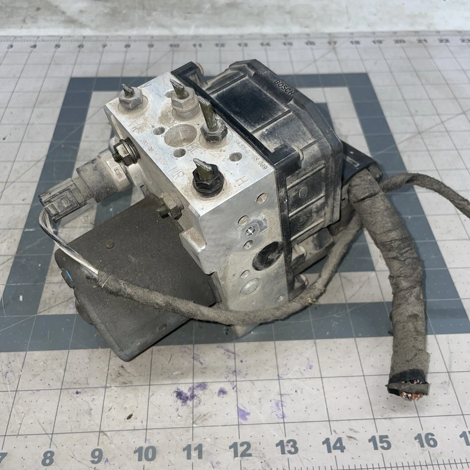 1999 2003 BMW E38 E39 740I 740IL 750IL 530i ABS SYSTEM HYDRAULIC ANTI LOCK PUMP - Image 2 of 4