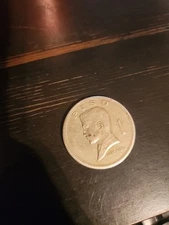 1972 Philippines 1 Piso Coin First Year of the JOSE RIZAL Large Type