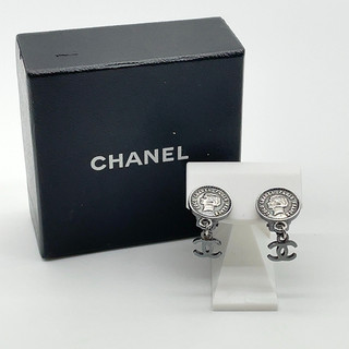Auth Chanel Coco Mark 96P Coin Motif Swing Earrings 6.59G W/Box SK120292