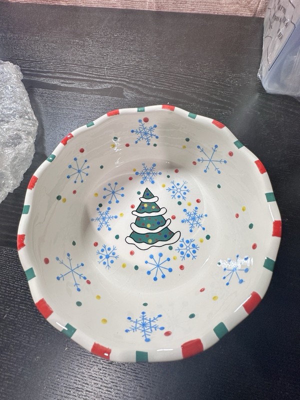 8” Temptations Round Christmas Tree Baking Dish 1.5Qt New