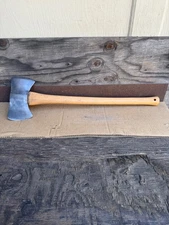Vintage 2-1/2 Lb. unmarked True Temper double bit cruiser axe, 28" handle.