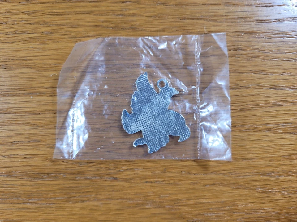 Iowa Hawkeyes Charm Metal Dorado Negro Retro Herky 1" Llavero Collar Pulsera Foto 3 de 3