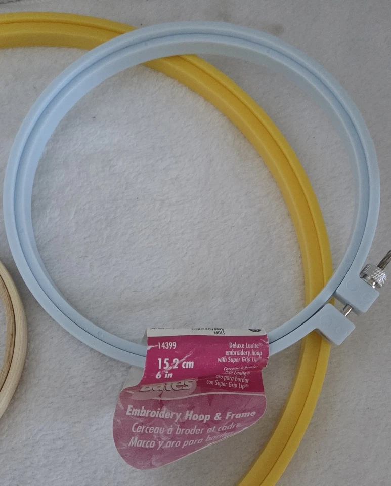 Set Of Three Embroidery Hoops - 10" Plastic, 6" Plastic, 4" Wood - NWT - Image 3 of 4
