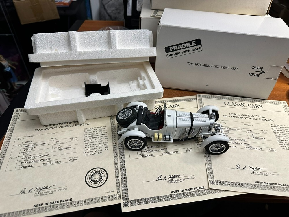 Danbury Mint 1:24 Scale 1931 Mercedes Benz SSKL Diecast Model Car in Box