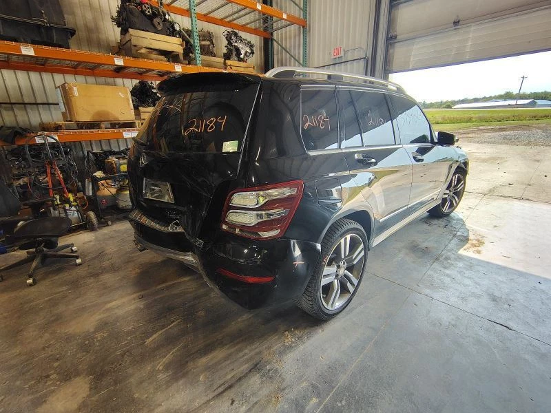 10 - 15 MERCEDES MERCEDES GLK-CLASS Rear Spoiler E802206 Foto 4 de 4