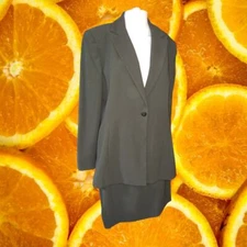 Jones Wear Petites 2 Piece Olive Skirt Suit Size 14P