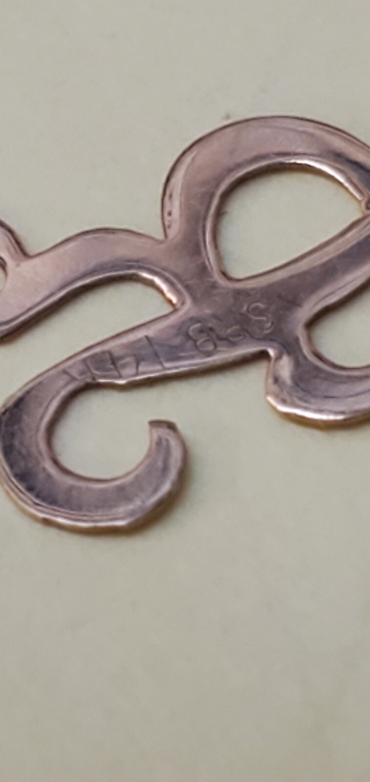 14karat Gold Script Initial R - image 3