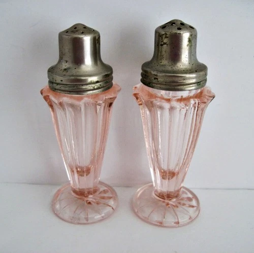Pink Jeannette Depression Glass Sierra Pinwheel Salt & Pepper Shakers 4"