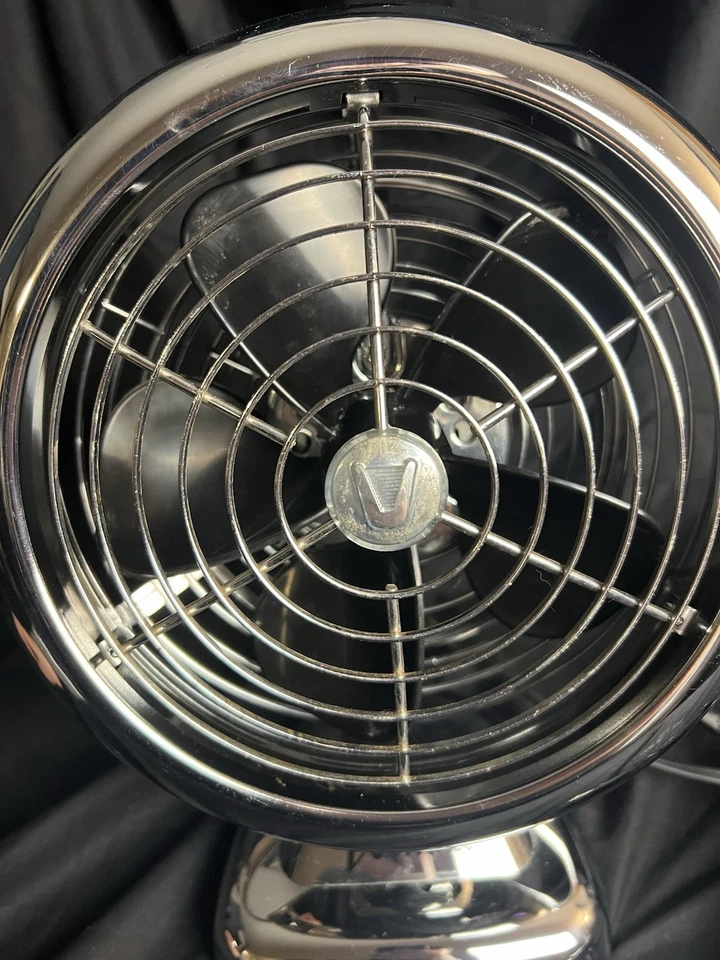Ventilador Retro V Vornado VFAN 3 Velocidades Cromo 10" Ventilador Metal Vortex Acero Inoxidable De Colección Foto 3 de 4