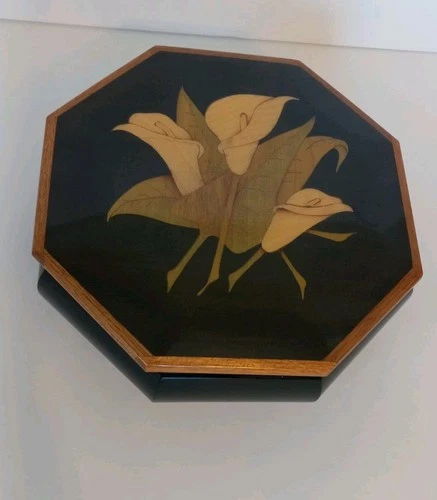 Reuge Octagon Music Box Plays Camelot Calla Lilies On Lid Plays Well