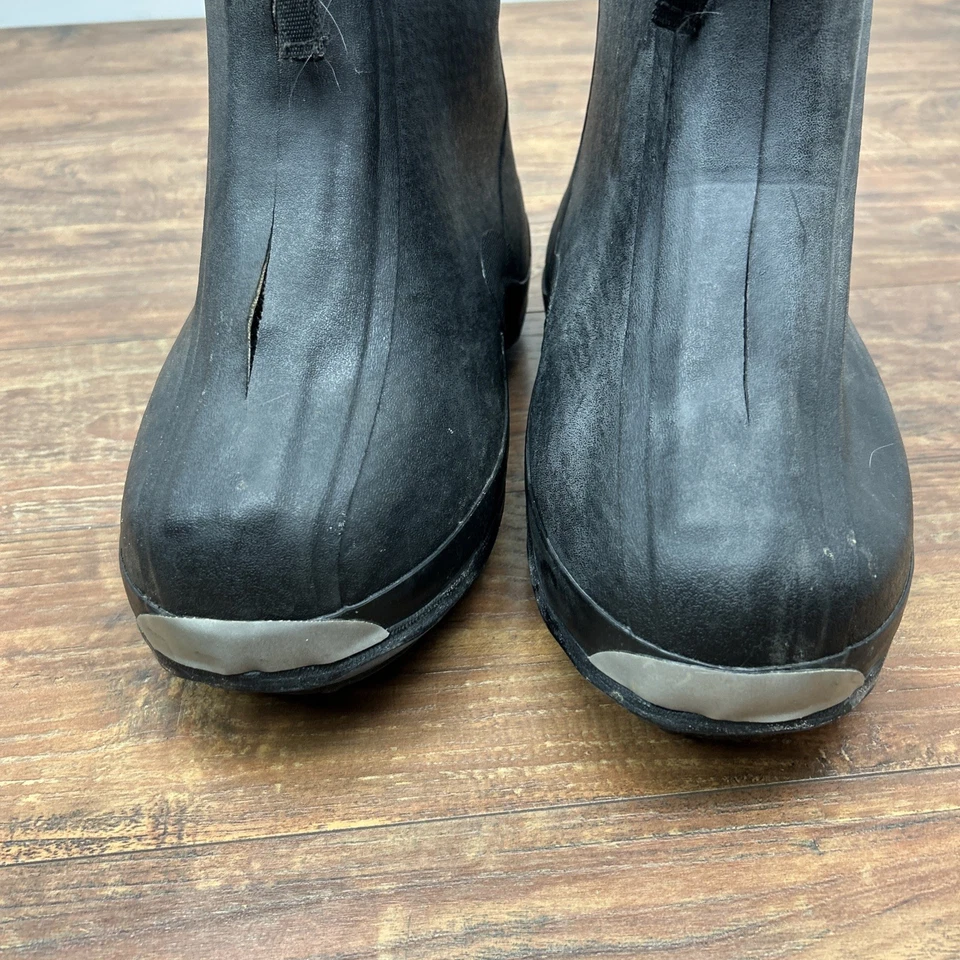 Sobrezapato de goma con tachuelas Thorogood Overboot antideslizante pesca en hielo EE. UU. 11 aislado Foto 2 de 4