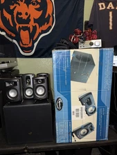 Klipsch ProMedia Ultra 5.1 Surround Sound System 5 Speakers + Subwoofer. READ