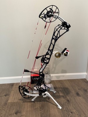 BRAND NEW! Mathews ARC 30 RH 1776 Limited Edition