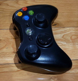 Xbox 360 S Slim 4GB 1439 Console Kinect Bundle, Controller Power AV, TESTED