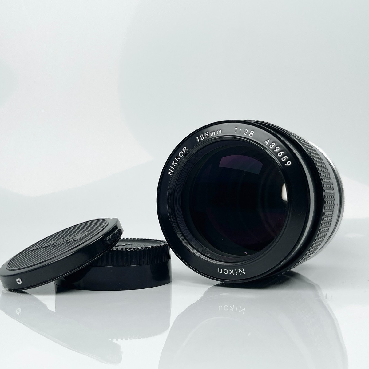Nikon Ai-s Nikkor 135mm f/2 MF Telephoto Portrait Lens From Japan (Excellent+5