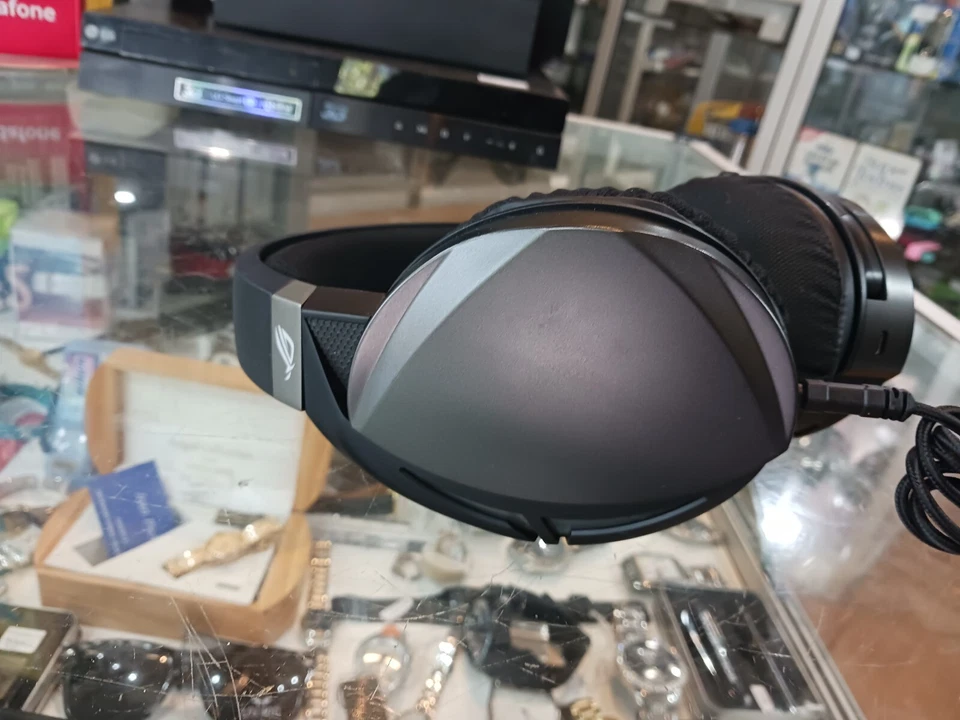 ASUS ROG STRIX F300 USB GAMING HEADSET (ROGSTRIX F300) - Image 4 of 4