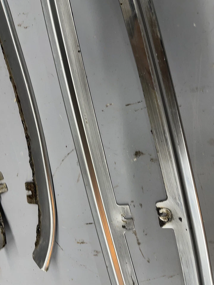 Moldura de riel de techo por goteo Monte Carlo Cutlass 1973-1977 Chevelle Grand Am GTO Prix Foto 3 de 4