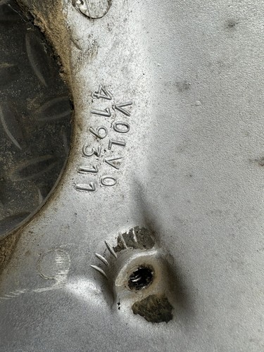 Volvo P1800 1800 S 122 544 P210 M40 Bellhousing - Picture 3 of 5