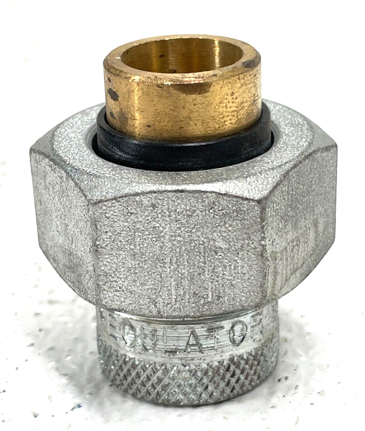 WATTS 3001A Dielectric Union 1/2" Female Iron Pipe Thread x CTS Solder Joint