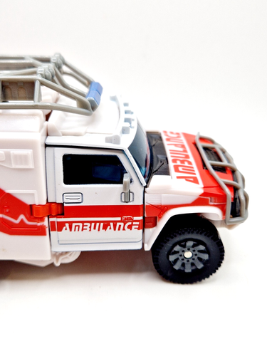 Hasbro Transformers Movie Voyager Class Rescue Ratchet COMPLETE action figure - Picture 8 of 23