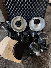 Paul C Buff Einstein 640 Studio Lighting Kit, transmitter, plus Pelican case