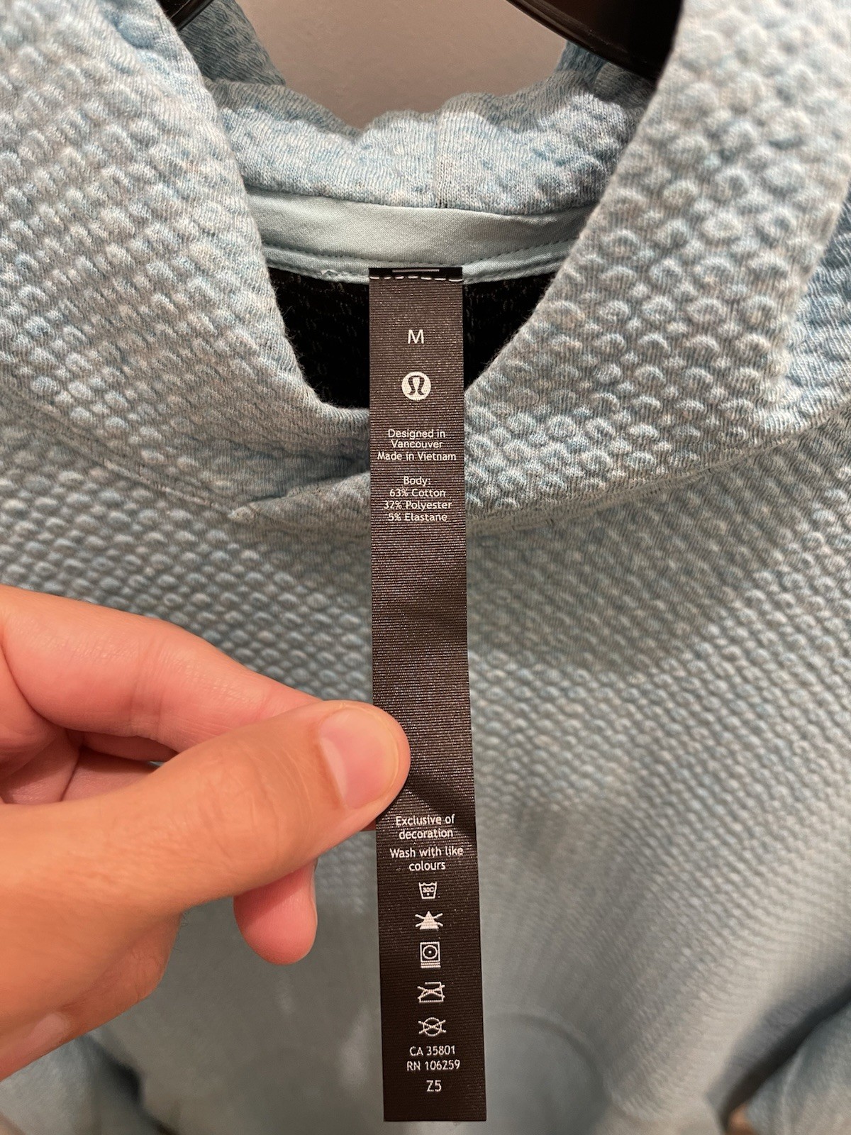 Lululemon At Ease Hoodie NWT Size Medium Heathered Electric Turquoise ELQH/BLK image 5