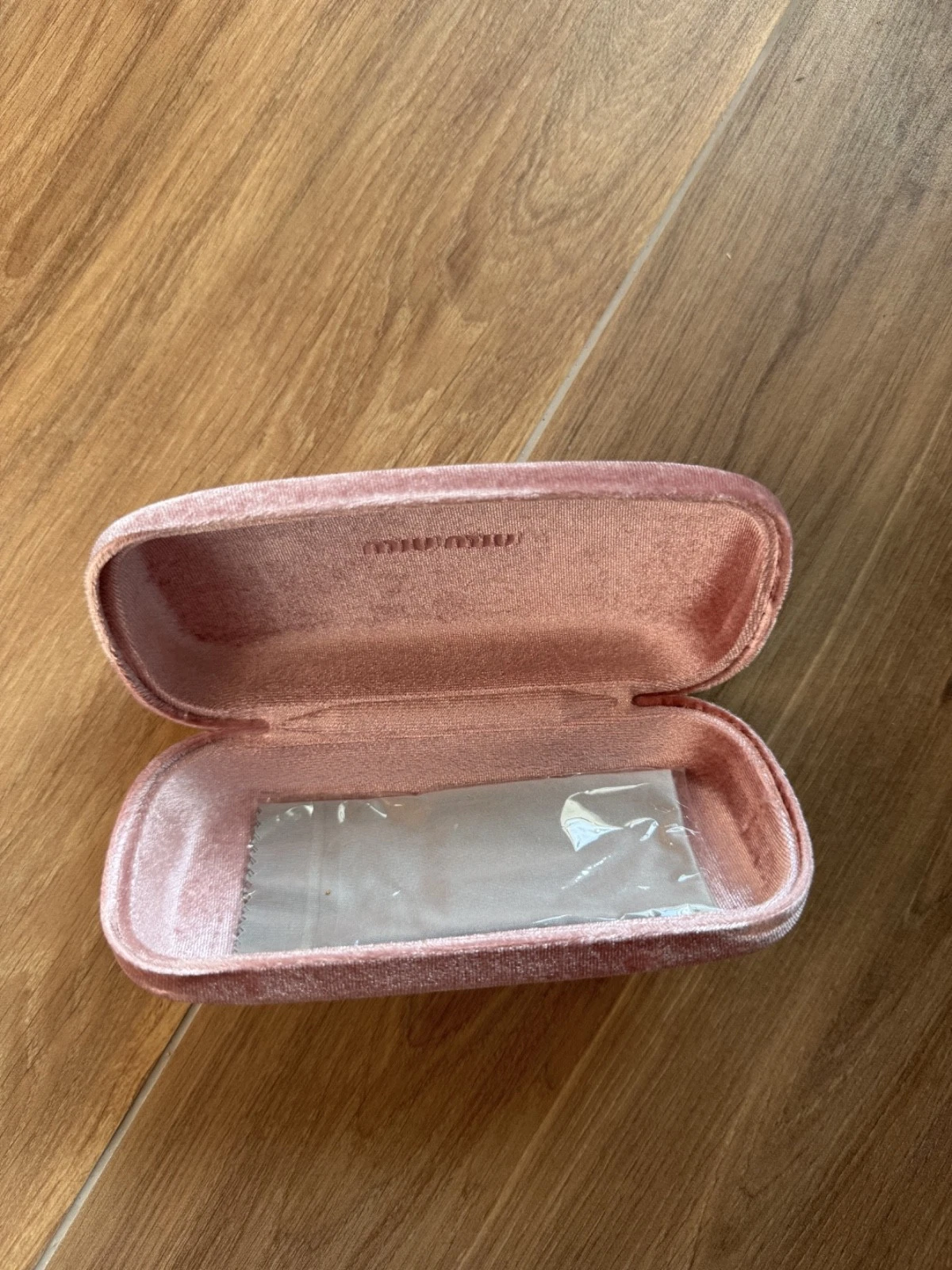 Occhiali da sole rotondi Miu Miu