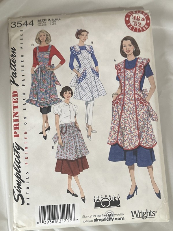 SIMPLICITY Pattern 3544 Vintage Aprons 40's & 50's Reprint Size S-L 10-20 UNCUT