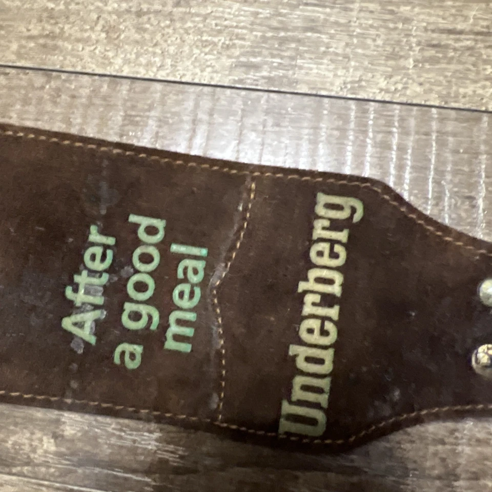Raro De Colección Underberg Cuero Gamuza Pistola Hebilla Cinturón Cerveza Amargo Soporte/Bandolero Foto 3 de 4