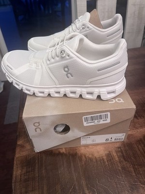 on cloud Cloud 6 shoes women Size 8 new