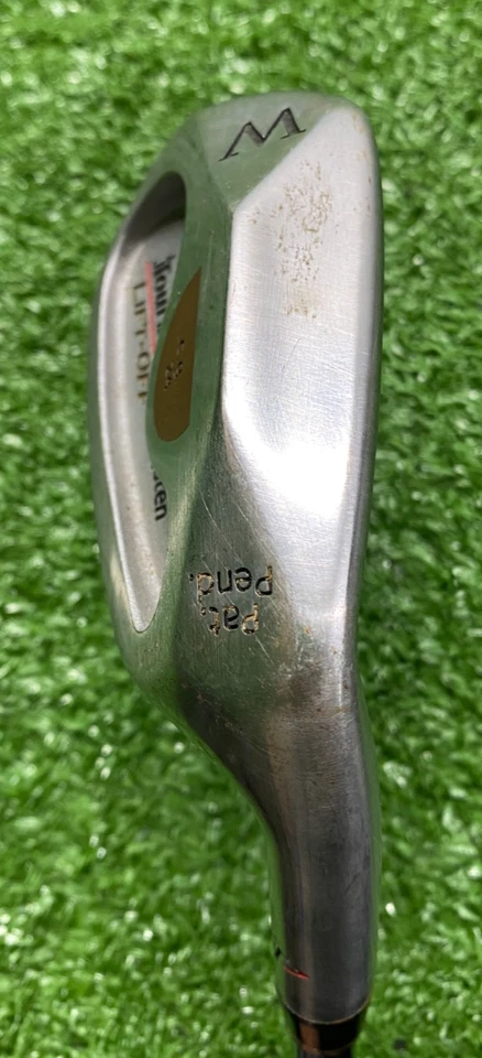 Cuña de lanzamiento de tungsteno de elevación Tour Edge/derecha/acero ~35,5"/agarre nuevo/xx7790 Foto 3 de 4