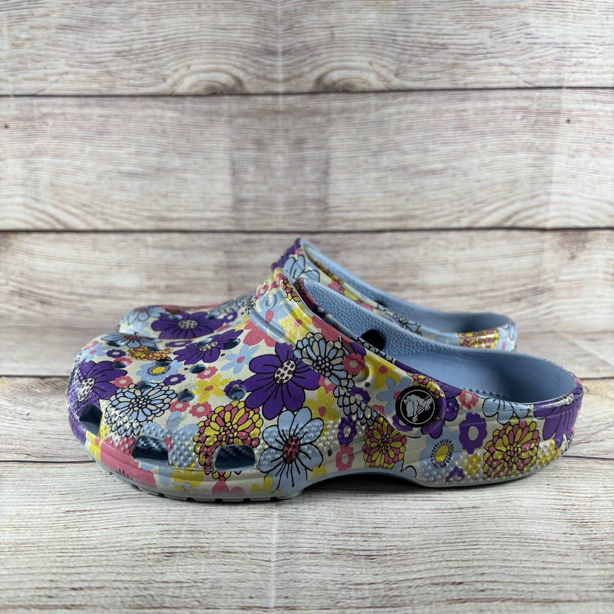 Crocs classic retro floral clog Crocs Hiker Retro Floral Clogs In Blue Calcite/multi - FREE  main image 2