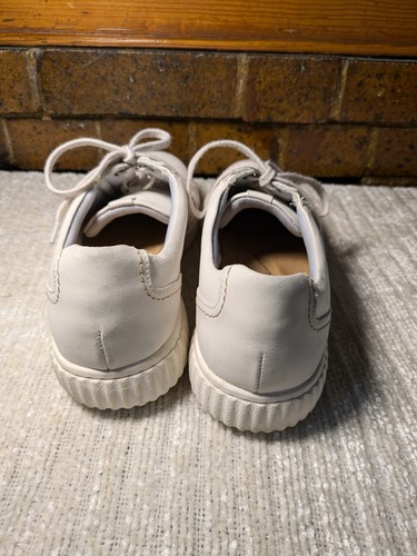 Clarks Collection Shoes Womens 9.5 M Caroline Ella Sneakers White Leather - Picture 3 of 8