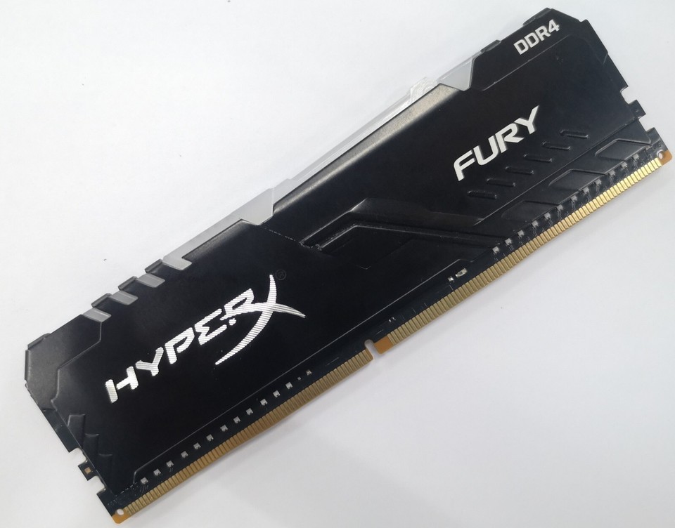 Barrette RAM Kingston 16 Go DDR4 3733 MHz Pour PC De Bureau HP - DIMM 288 Broches, Modèle HP37D4U1D8ME-16XR, Testée Et Fonctionnelle