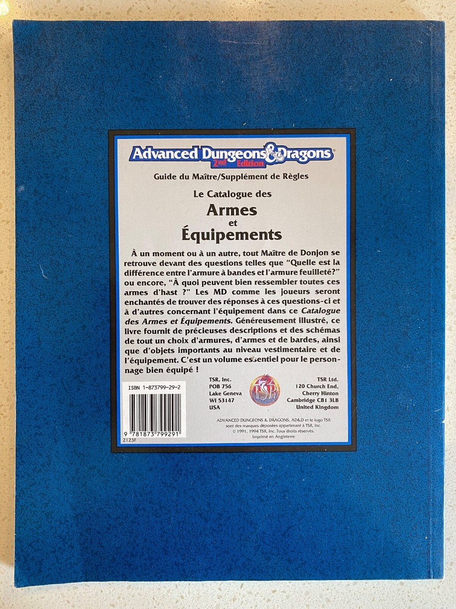 Livre Advanced Dungeons And Dragons - Catalogue Des Armes Et Équipements - TBE