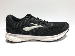 brooks revel 3 m