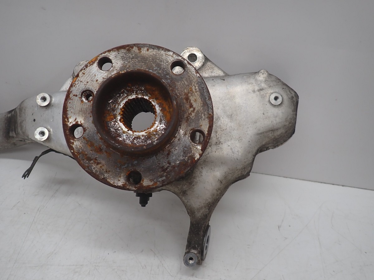 BMW X5 F15 X6 F16 FRONT LEFT PASSENGER AXLE SUSPENSION WHEEL HUB 
