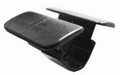 Pièces et accessoires pour le côté avant pour carrosserie d'automobile