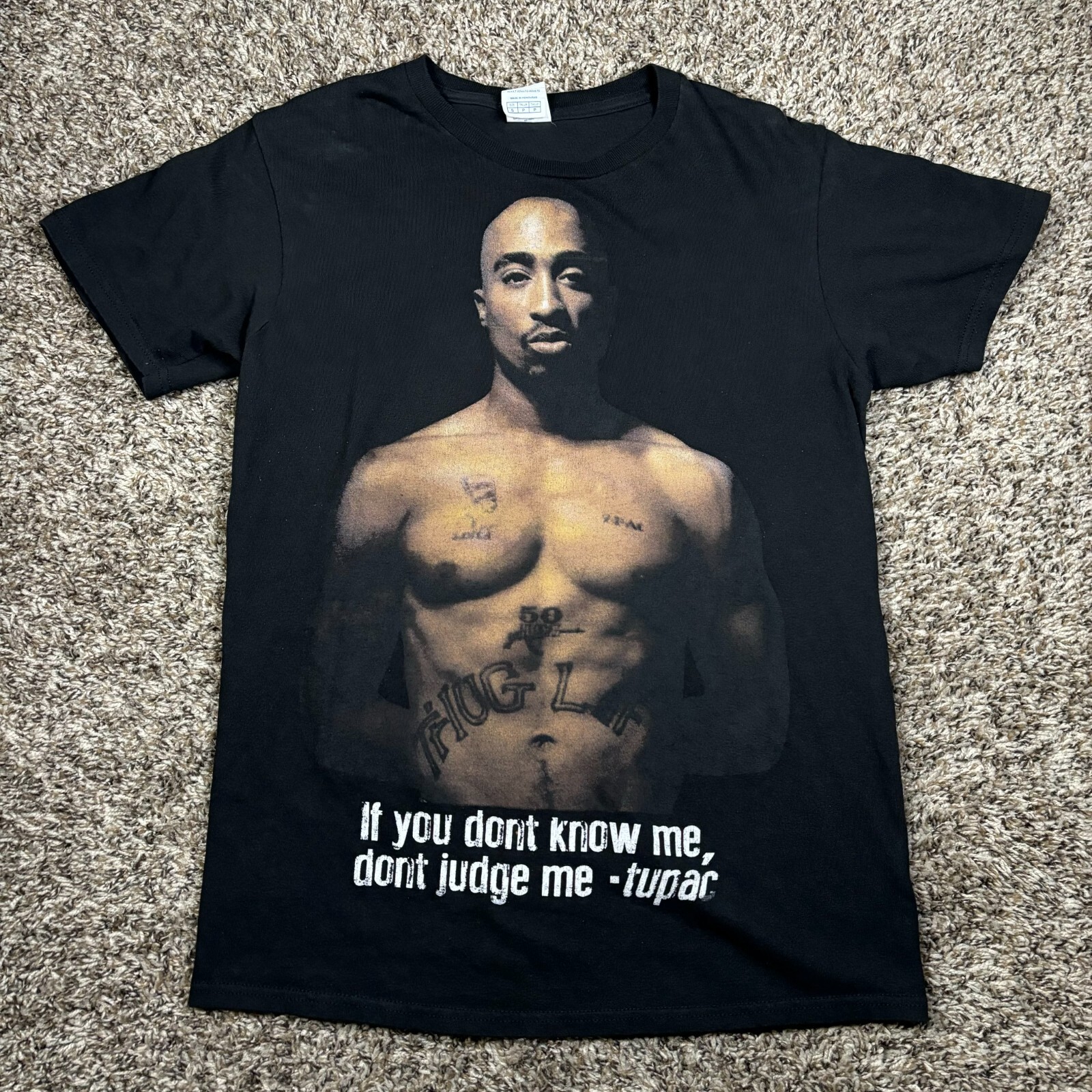 FILA Y2K Tupac Rap T Shirt If You Don’t Know Me Don’t Judge Me Hip Hop Vintage Uomo Small