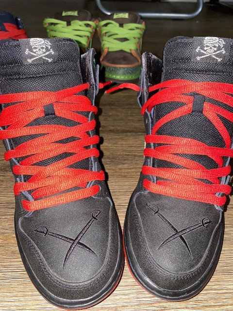 nike sb pirate dunks