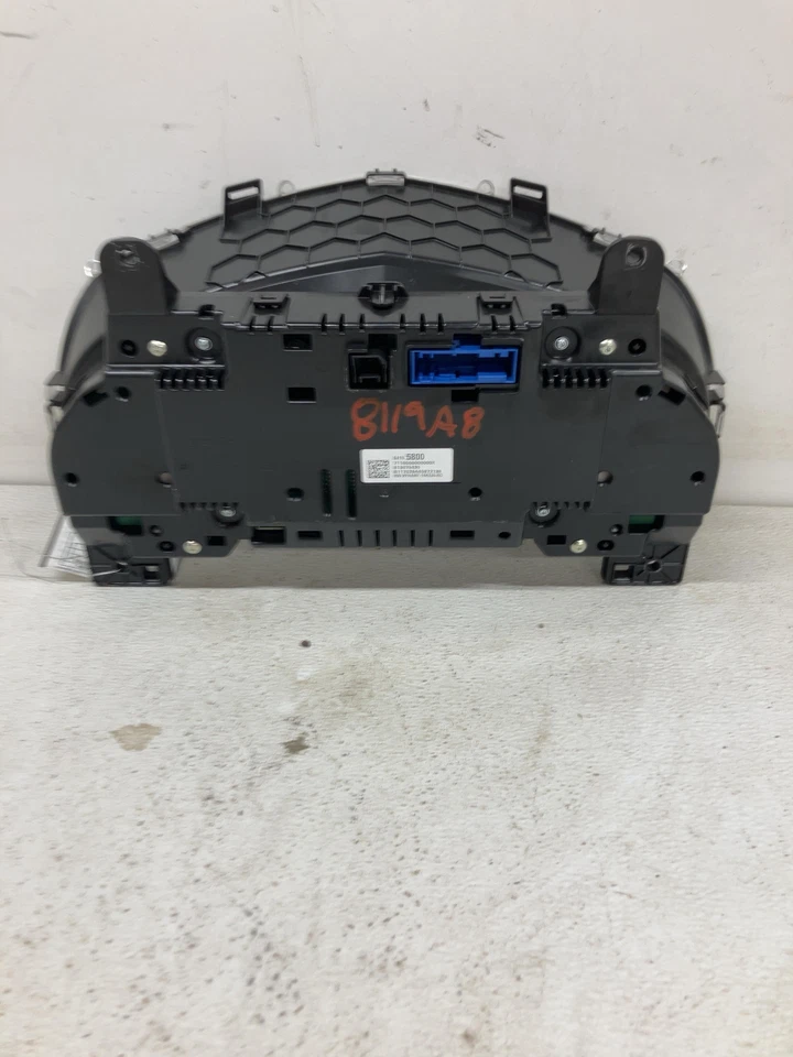 17 CADILLAC CT6 Speedometer (enhanced Cluster) Opt Uhs Id 84195800 - Image 3 of 4