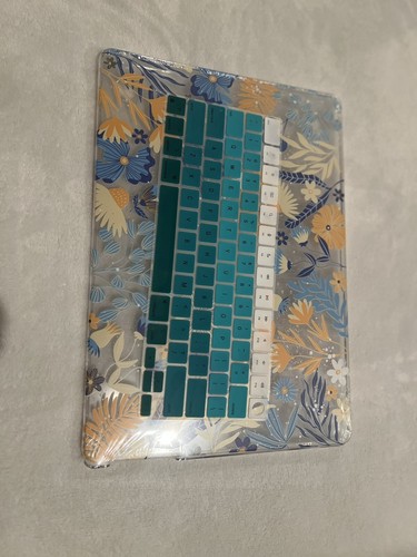 Macbook Pro Cover A2141 2019 Release - Picture 3 of 9