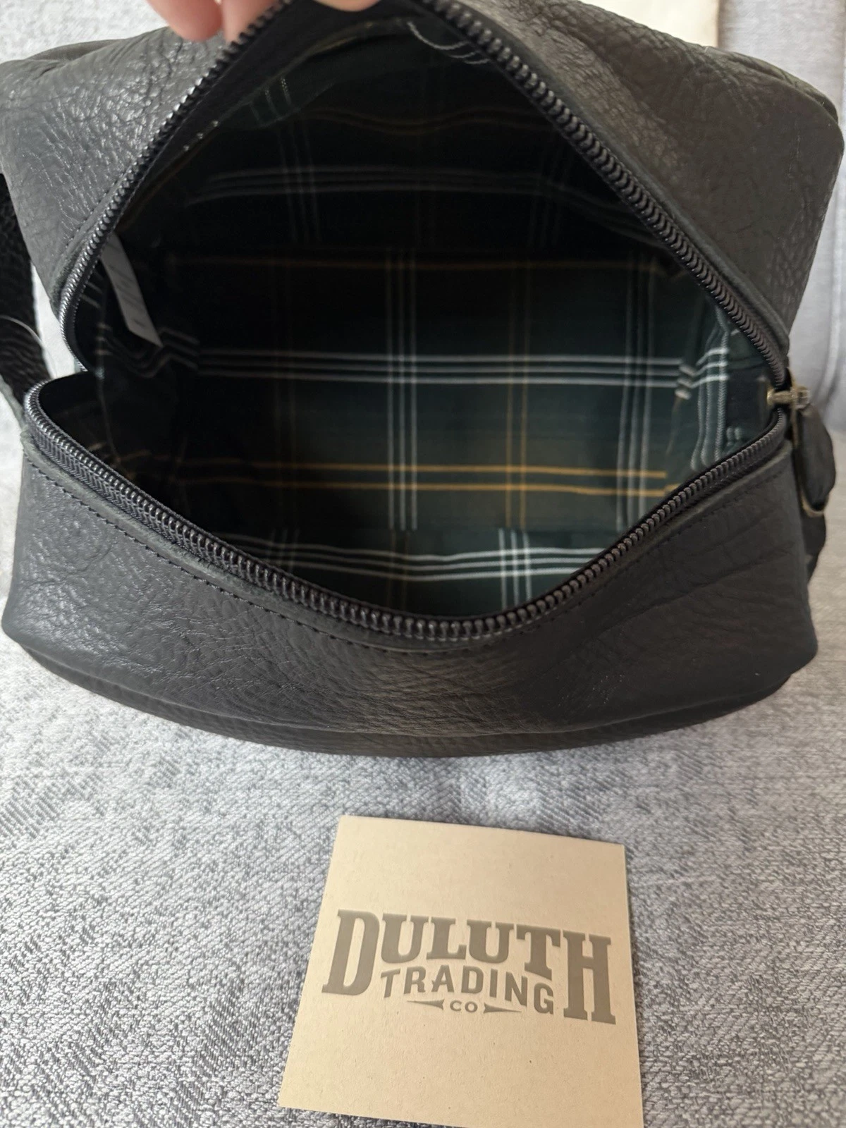 Duluth Trading Co. Lifetime Leather Toiletry Bag - Thumbnail 3