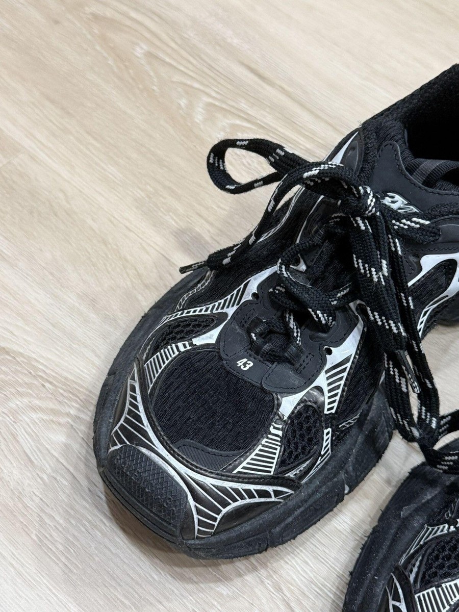 Balenciaga 3xl Sneakers View 3