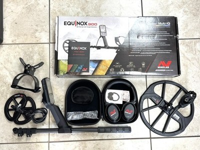 Minelab Equinox 900 Metal Detector Multi-IQ Waterproof Detector w/11 (CP3017564)