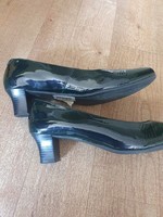 Bnwot Hotter Black Leather Patent Comfort smart  court  heeled shoes size 5.5